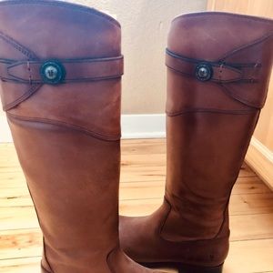 ❤️FRYE, Molly Button Tall Boots ❤️
